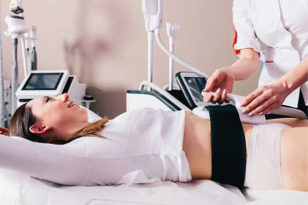 woman having body sculpting to help improve her body image and her mental health Bishop's Stortford