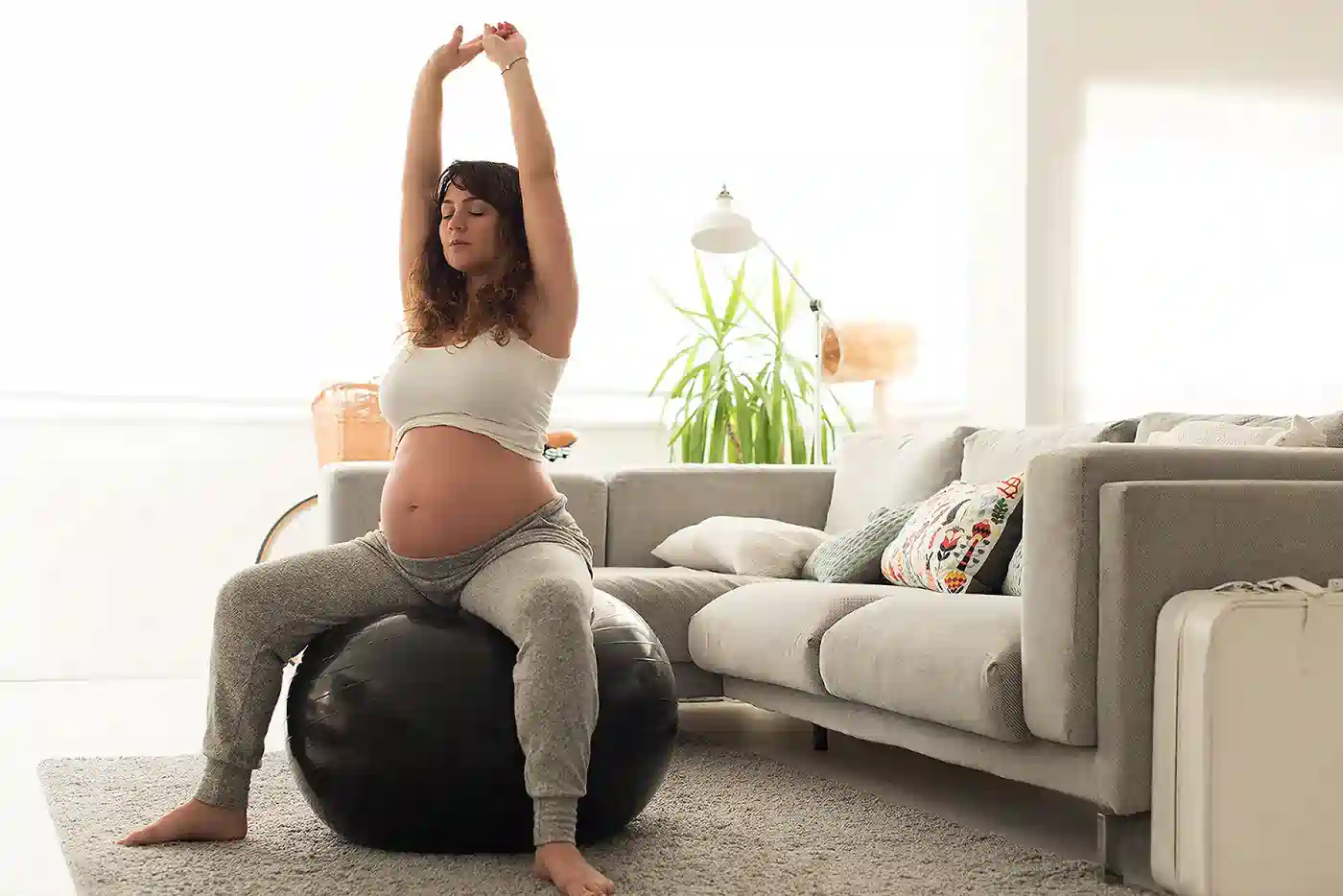 How to Support Your Core Safely During Pregnancy Bishop's Stortford